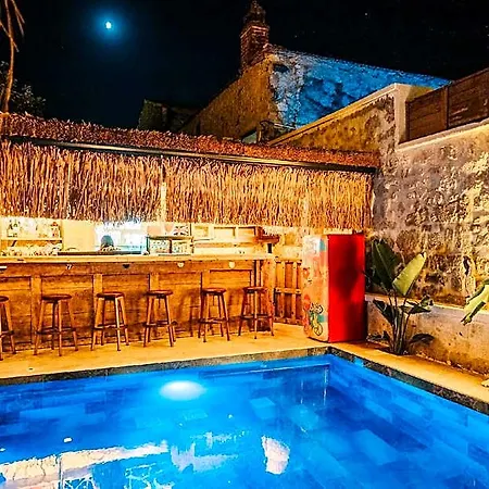 Suare Alacati Çeşme
