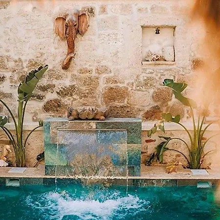 Suare Alacati Çeşme